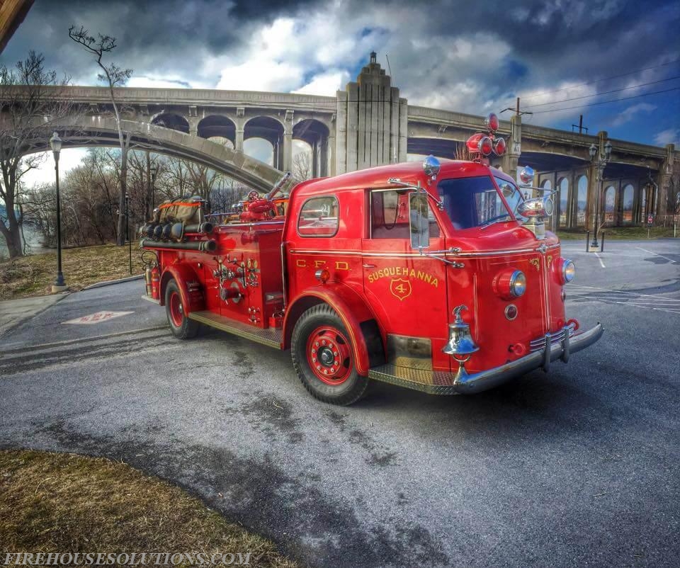 1948 American La France 700 Series Invader Pumping Engine